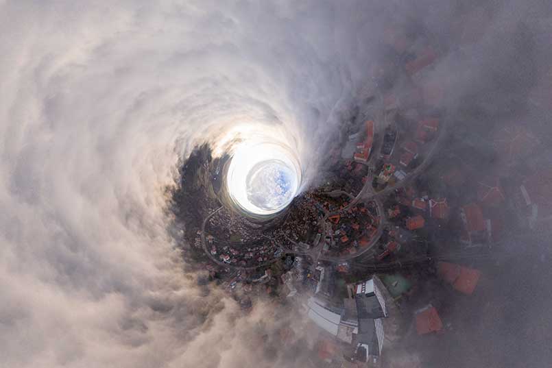 Снимка с дрон - Оряхово в тунел
